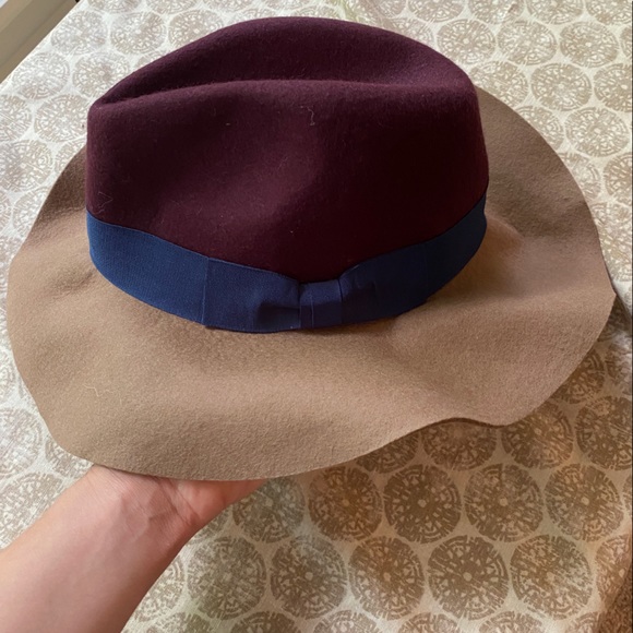 BCBG Colorblock wool hat - Picture 3 of 5